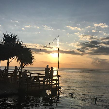 Nusa Veranda Sunset Villas & Restaurant 누사 렘봉안 외부 사진